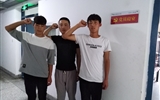 “建黨員標(biāo)兵宿舍，做文明示范先鋒”
