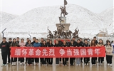學(xué)校開展“緬懷革命先烈，爭(zhēng)當(dāng)強(qiáng)國青年”清明祭英烈主題教育活動(dòng)