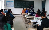 讓青年教師在聽(tīng)課中收獲、在評(píng)課中成長(zhǎng)