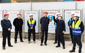 王宏調(diào)研檢查項(xiàng)目建設(shè)、冬季供暖準(zhǔn)備工作