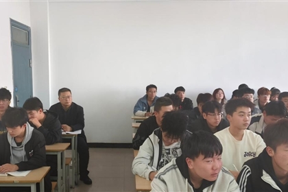 校長李海軍深入教學一線聽課 調研指導思政課教學工作