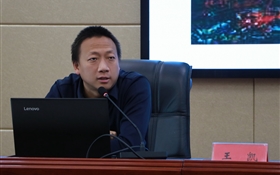 學校舉辦鑄牢中華民族共同體意識專題宣講報告會